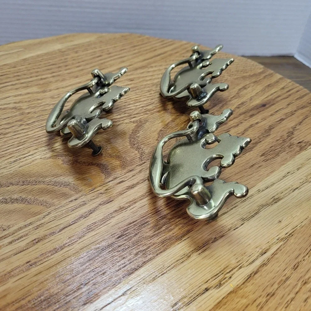 VTG Brass Batwing Drop Bail Drawer Pull Chippendale Style Continental Hardware 3